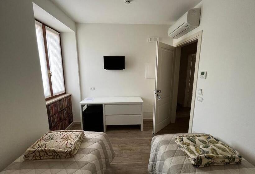 Сельский отель Agriturismo Corte Ambrosio