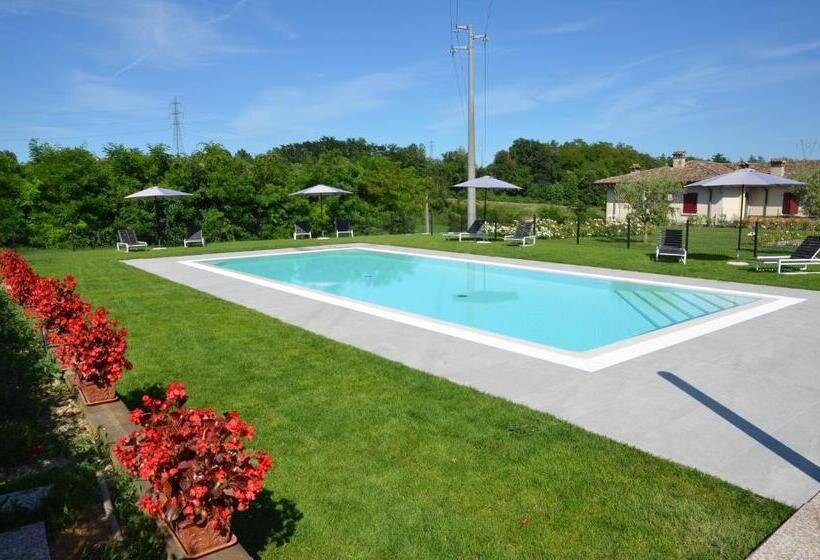 Сельский отель Agriturismo Corte Ambrosio