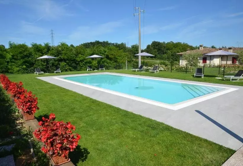 田舎風ホテル Agriturismo Corte Ambrosio