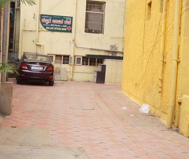 هتل Surya Residency Majestic