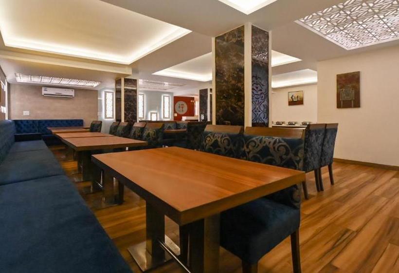 هتل Treebo Tryst Rv Inn