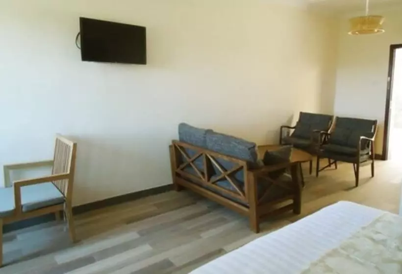هتل Zobel Resort