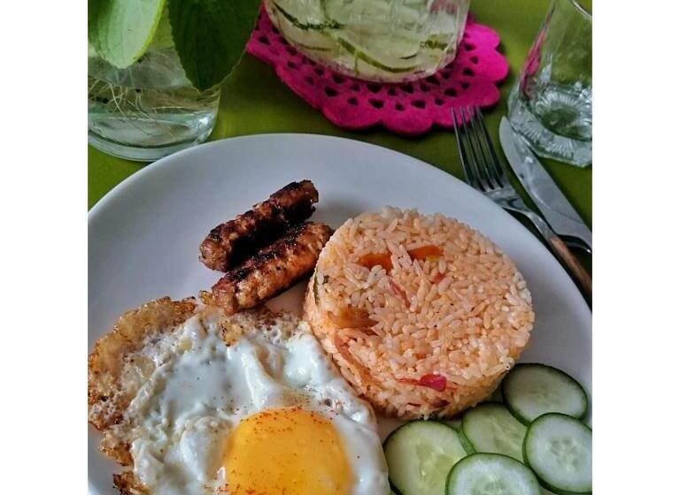 Island Girl Bed And Breakfast