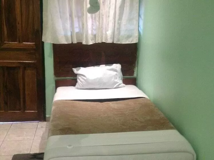 پانسیون Kuta Way Lodge