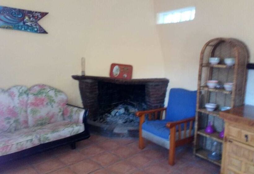 Refugio Arrabales De La Alpujarra Hostel