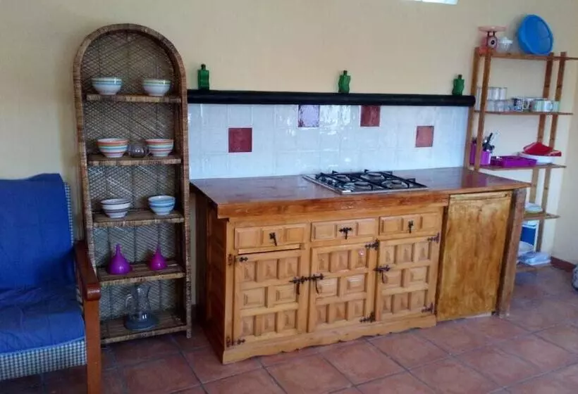 Refugio Arrabales De La Alpujarra   Hostel