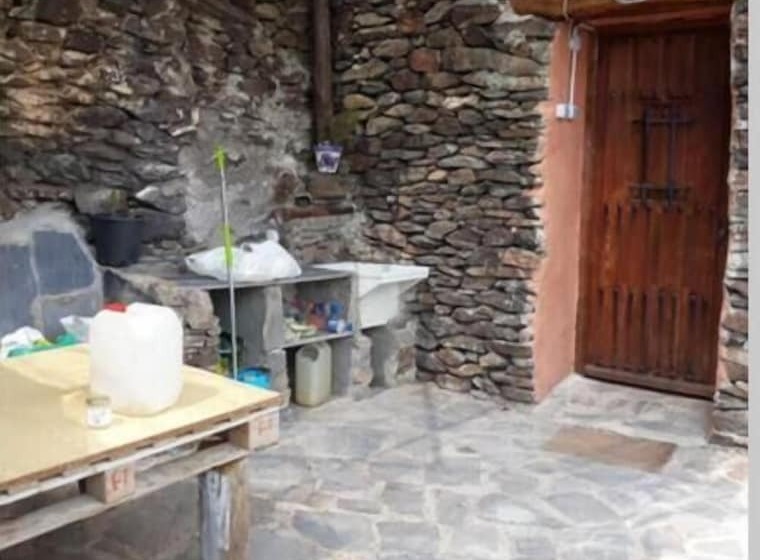 Refugio Arrabales De La Alpujarra Hostel