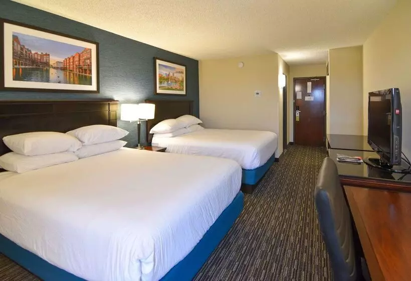 ホテル Best Western Plus Indianapolis North At Pyramids