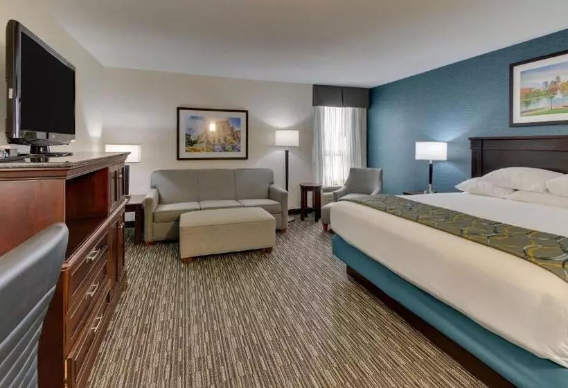 ホテル Best Western Plus Indianapolis North At Pyramids