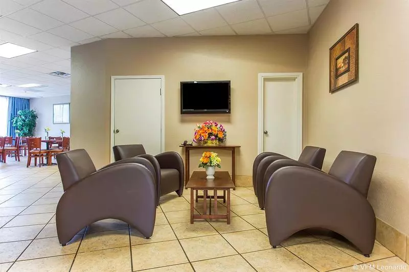 Отель Red Roof Inn Atlanta Airport Ne Conley