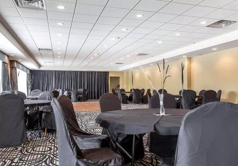 Отель Red Roof Inn Atlanta Airport Ne Conley