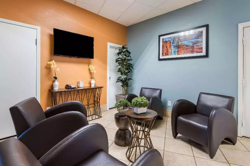 Отель Red Roof Inn Atlanta Airport Ne Conley