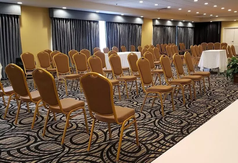 Отель Red Roof Inn Atlanta Airport Ne Conley