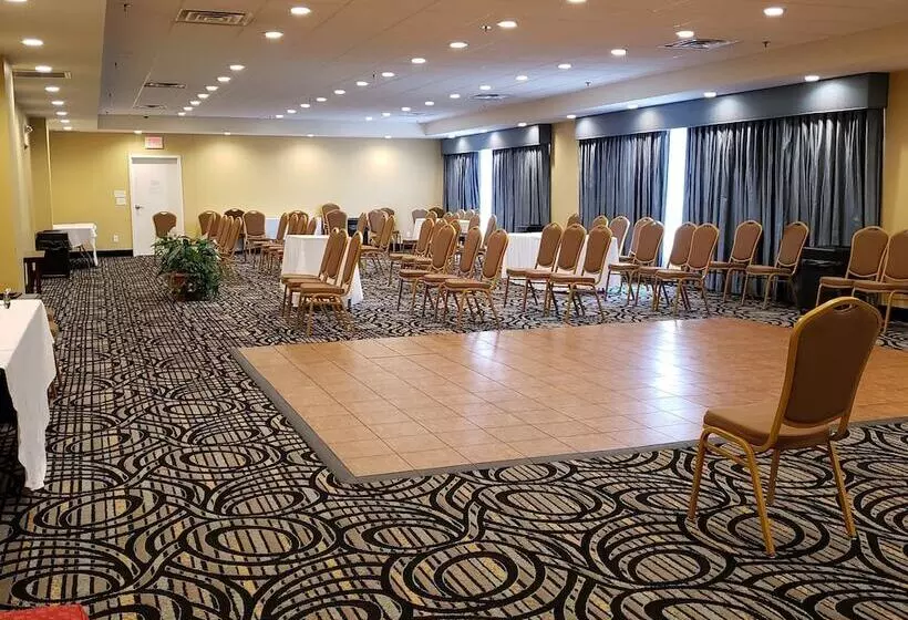 Отель Red Roof Inn Atlanta Airport Ne Conley