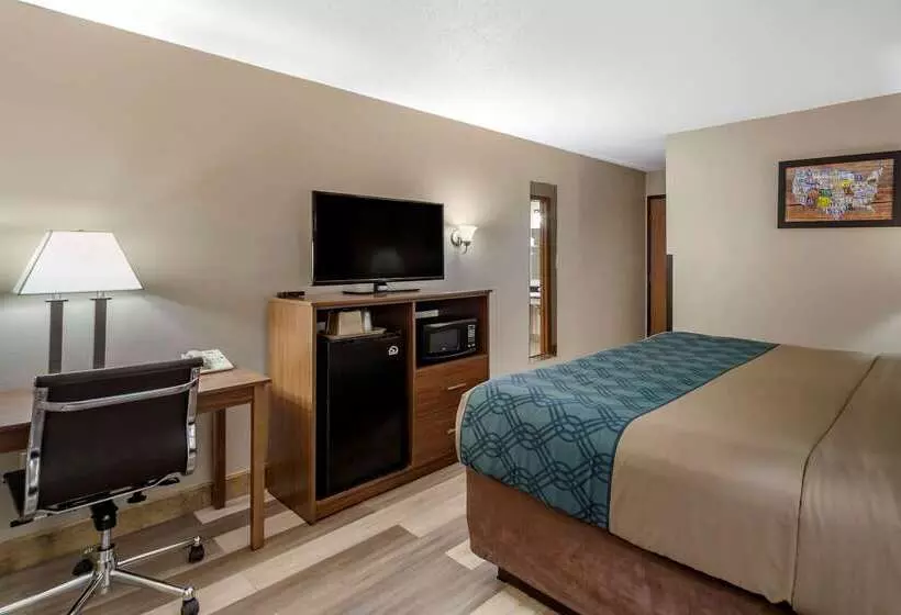 酒店 Econo Lodge Hays I 70