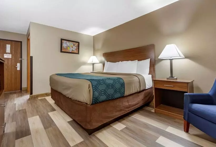 酒店 Econo Lodge Hays I 70