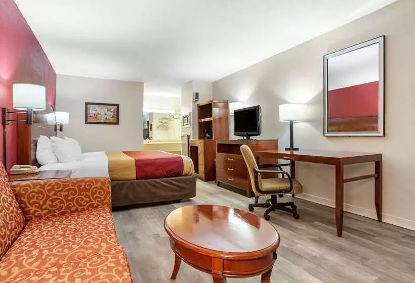 هتل Econo Lodge Pearl