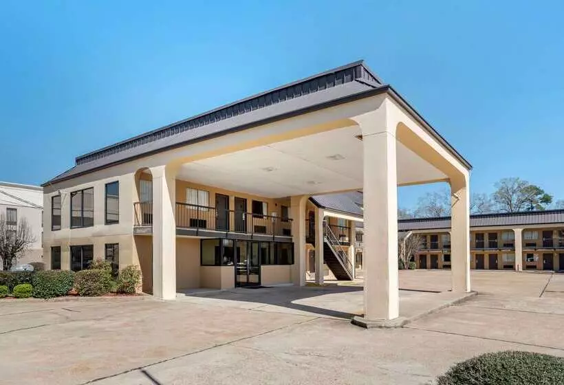 هتل Econo Lodge Pearl