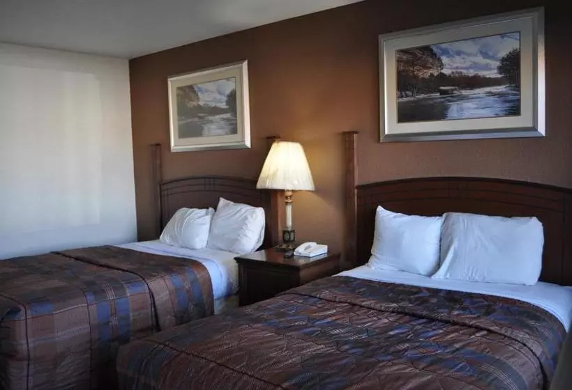 ホテル Raider Inn