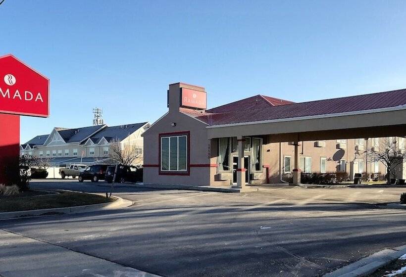 בית מלון כפרי Ramada By Wyndham Draper