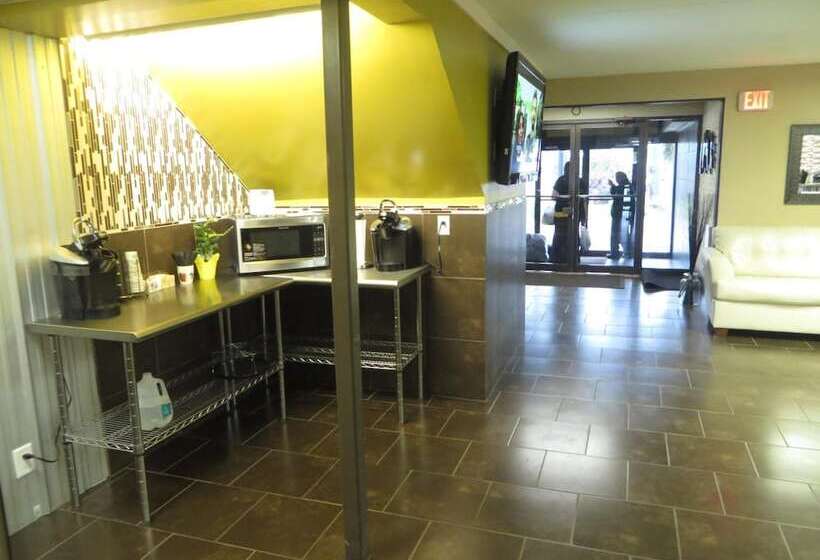 בית מלון כפרי Riverside Suites