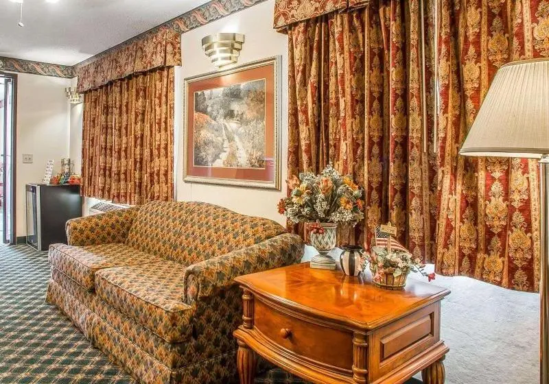 ホテル Rodeway Inn