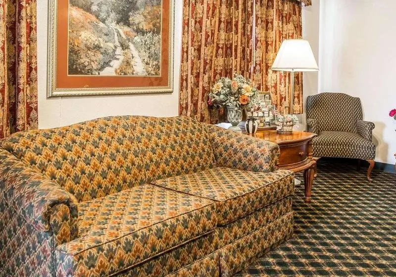 ホテル Rodeway Inn