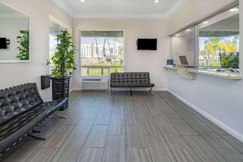 Super 8 By Wyndham San Diego Hotel Circle