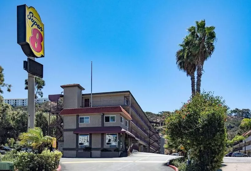 Super 8 By Wyndham San Diego Hotel Circle