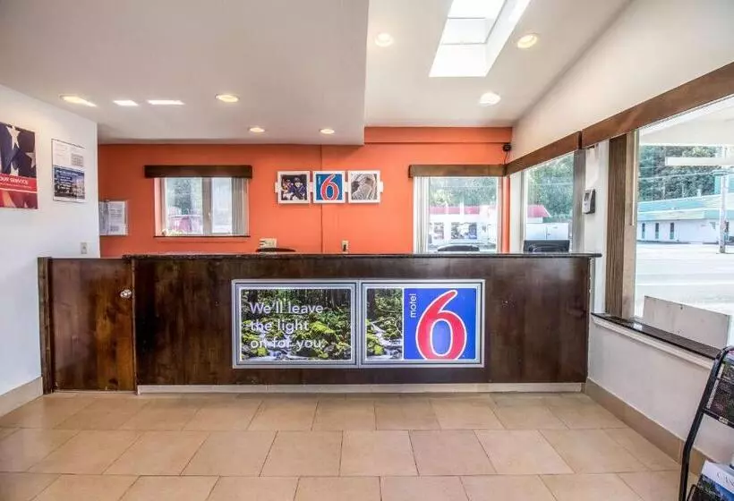Motel 6astoria, Or