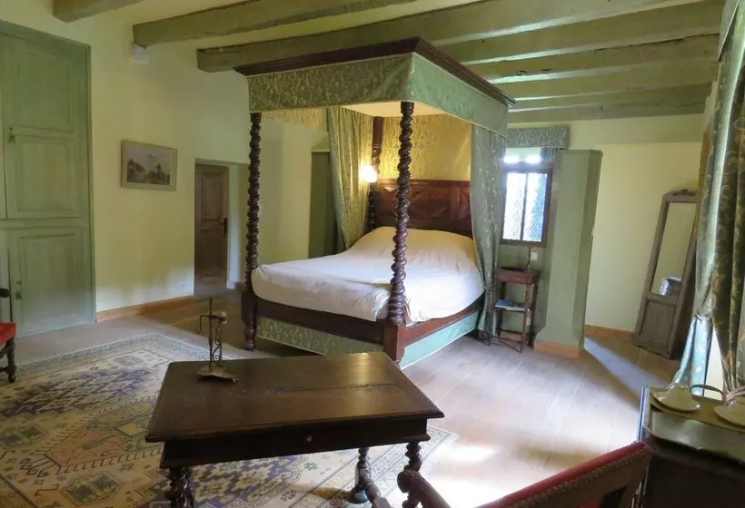 ベッドアンドブレックファースト Chateau De Gaubert