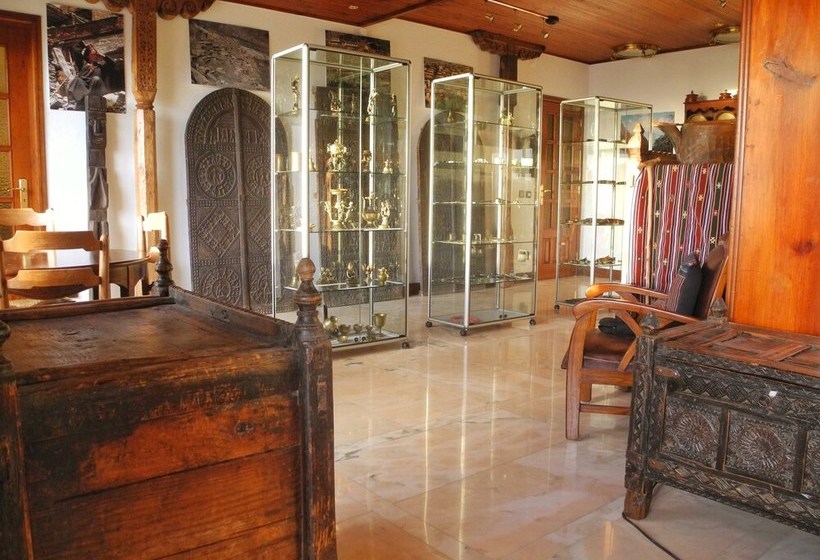 Casa Do Oriente  Bed & Breakfast