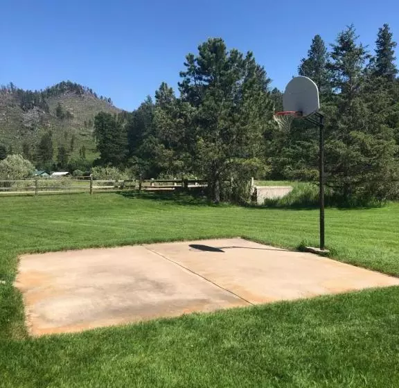 ホテル Spring Creek Inn
