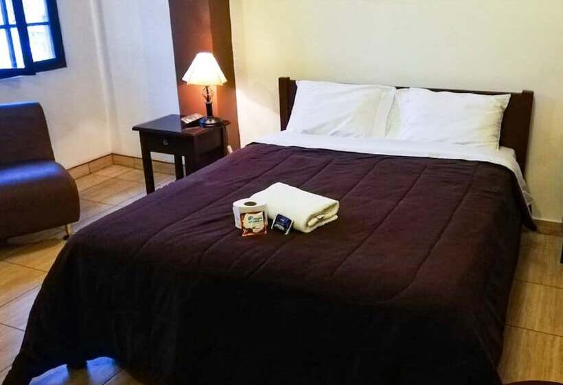 مبيت وإفطار Huaraz Hotel & Lodging