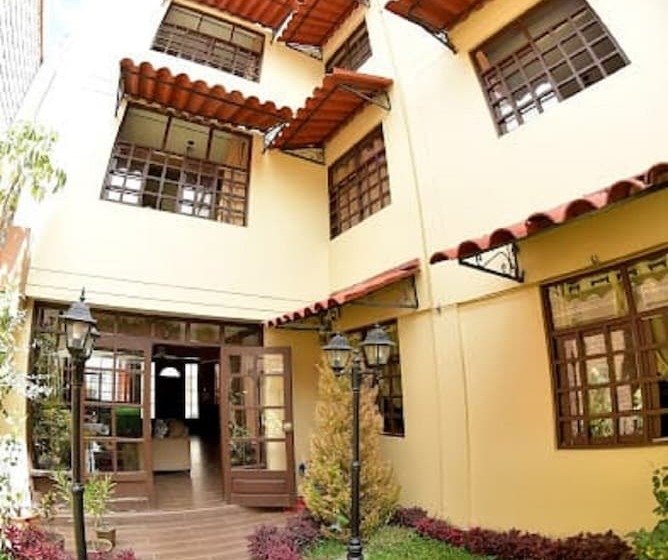 مبيت وإفطار Huaraz Hotel & Lodging