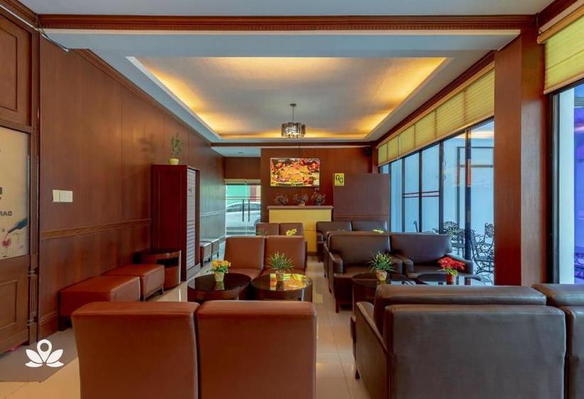 בית מלון כפרי Zen Rooms Rosario Resort Batangas