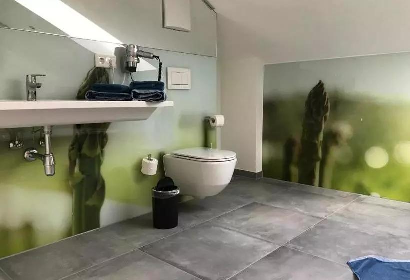 Aamiaismajoitus (B&B) Nussböckgut