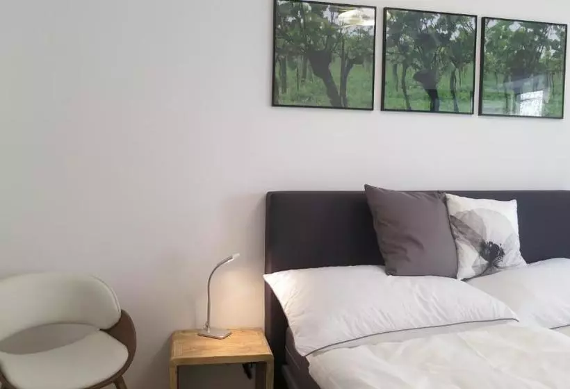 Aamiaismajoitus (B&B) Nussböckgut