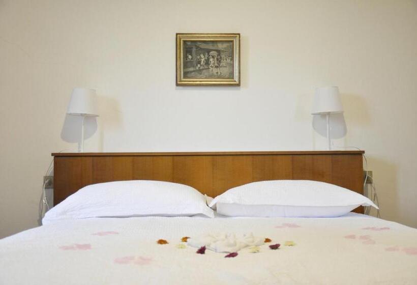 فندق La Colombera In Toscana