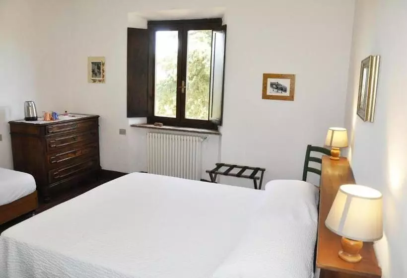 ホテル La Colombera In Toscana