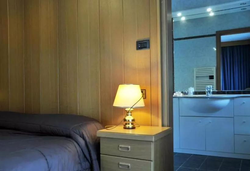 ホテル Residenza E Appartamenti Le Colonnine