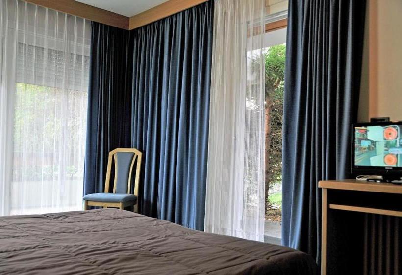 Hotel Residenza E Appartamenti Le Colonnine