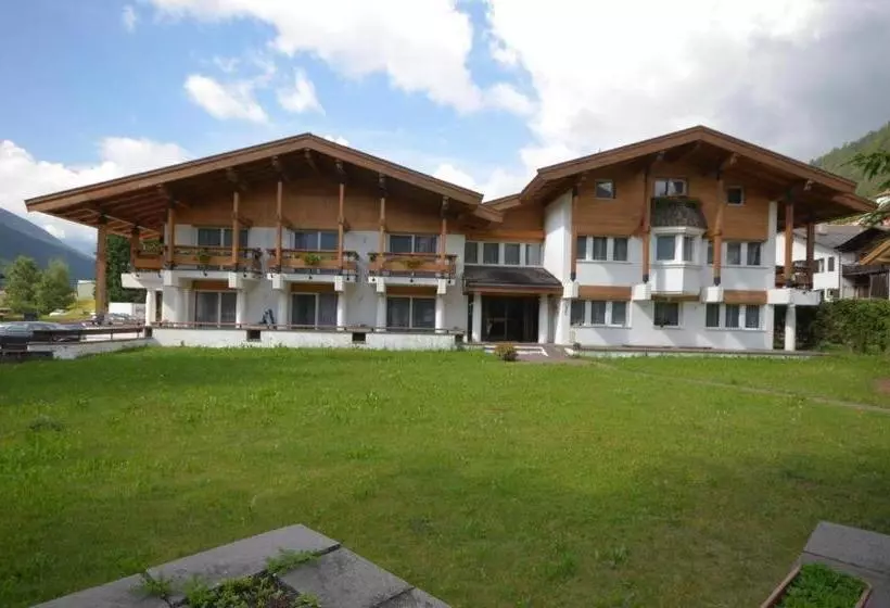 ホテル Residenza E Appartamenti Le Colonnine