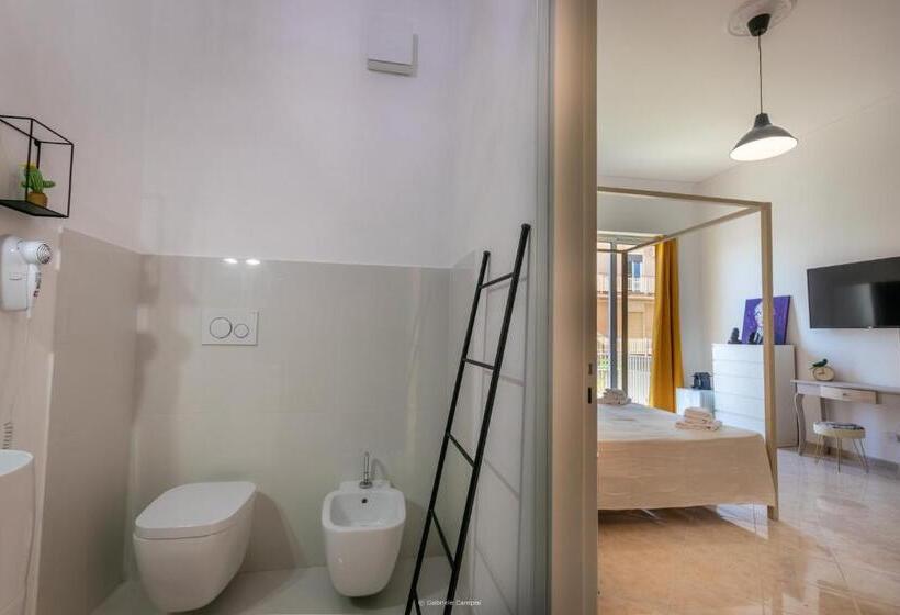 تختخواب و صبحانه Oniro