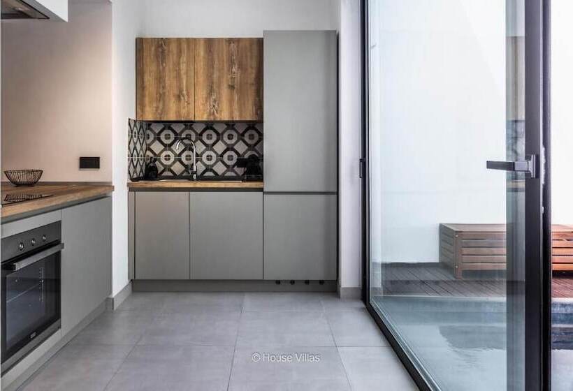 تختخواب و صبحانه Oniro