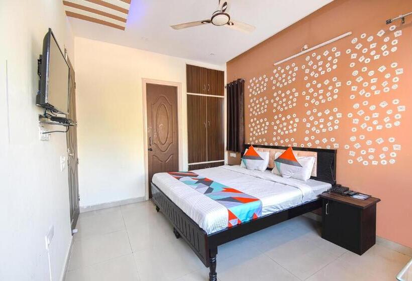 هتل Fabexpress Bzoie Heritage