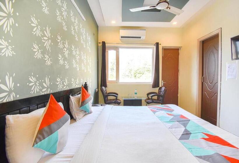 هتل Fabexpress Bzoie Heritage