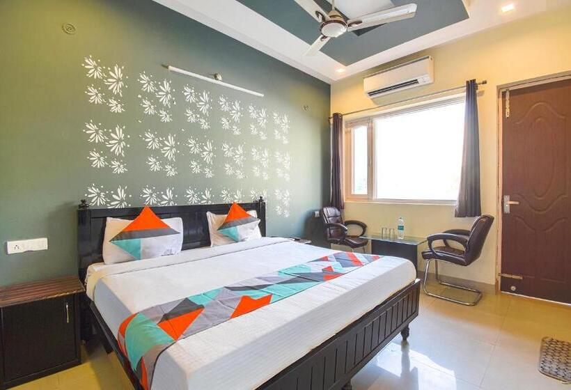 هتل Fabexpress Bzoie Heritage