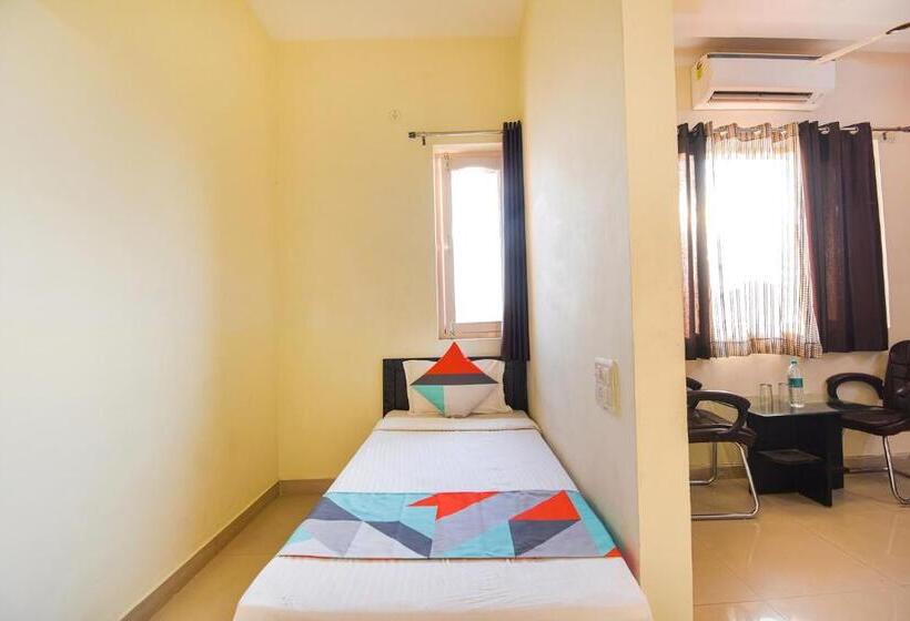 هتل Fabexpress Bzoie Heritage