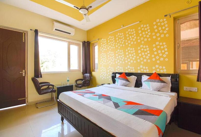 هتل Fabexpress Bzoie Heritage